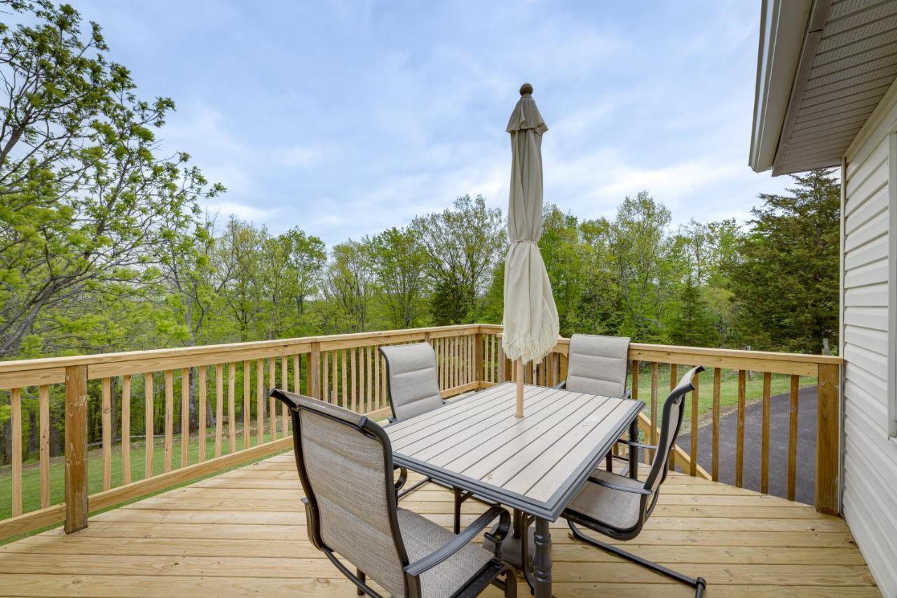 Villa Cozy Kentucky Retreat - Deck, Near Ark Encounter! Dry Ridge Esterno foto